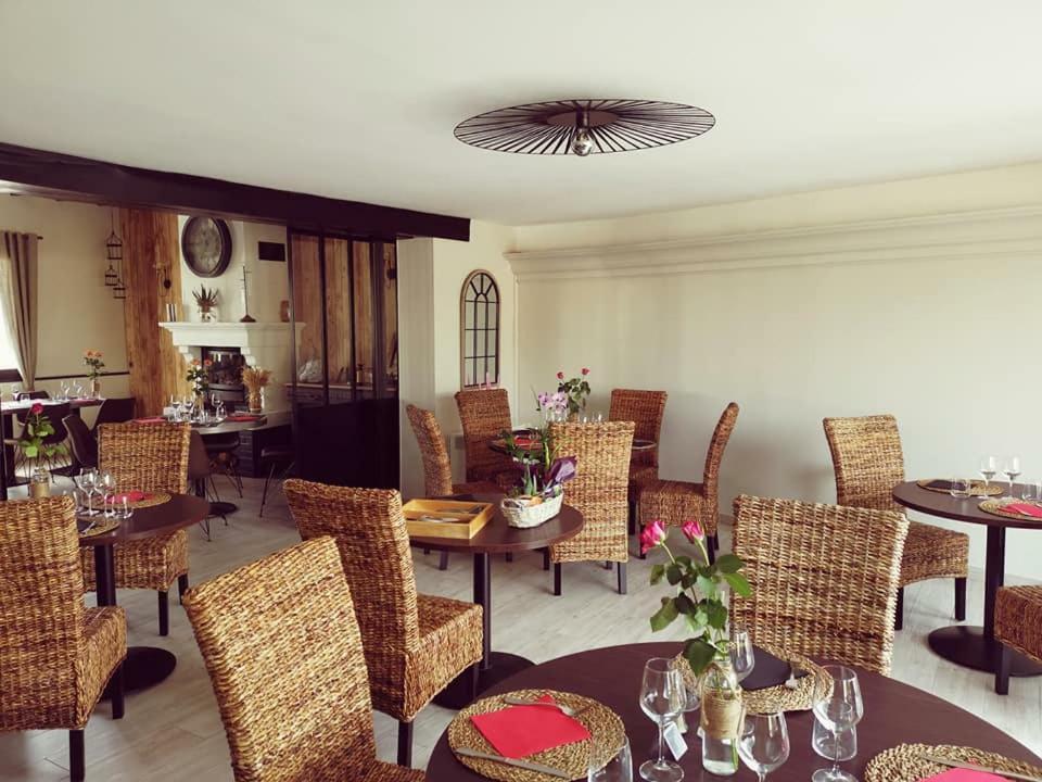 Auberge Saint-Jean Villequier-Aumont Εξωτερικό φωτογραφία