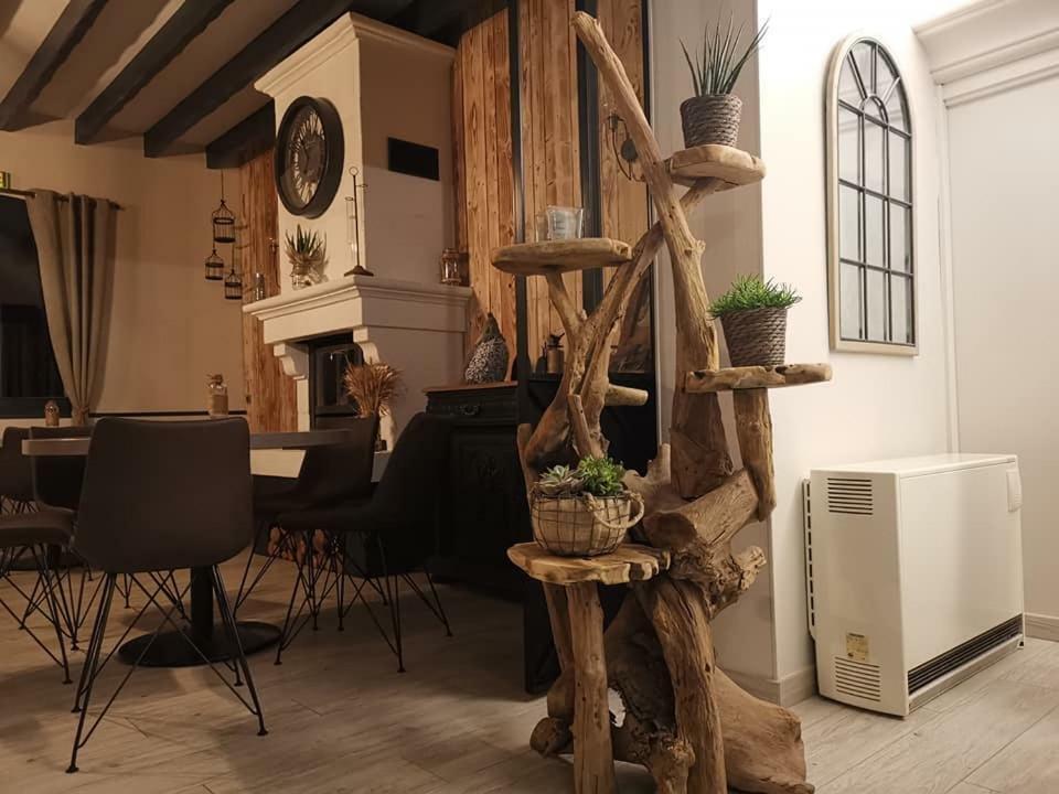 Auberge Saint-Jean Villequier-Aumont Εξωτερικό φωτογραφία